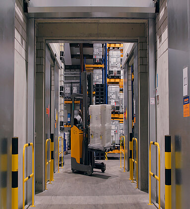 Unloading and filling
